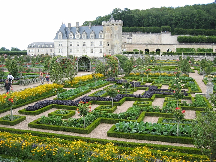 04 Villandry gardens.jpg